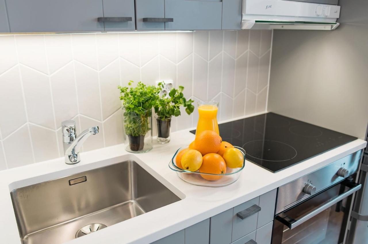 Forenom Serviced Apartments Helsinki Toeoeloe Екстериор снимка